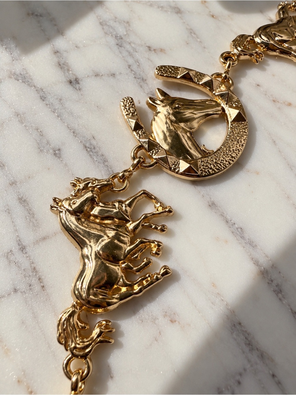 Gold Horse Link Charm Chain Belt - Picture 3 of 7